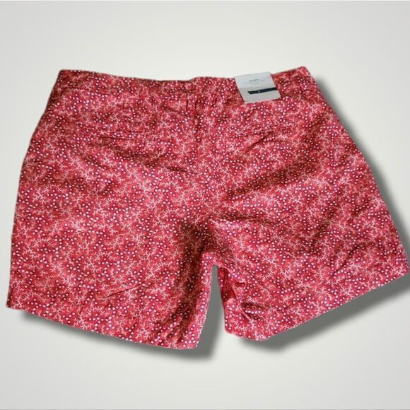 NWT Old Navy Shorts Red Orange White Stars Cotton Khakis 5" Inseam - Picture 2 of 3